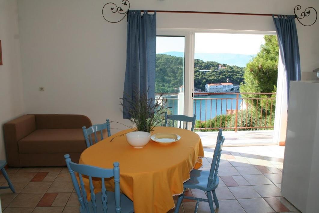 Apartmani Mladina Jelsa  Exteriér fotografie