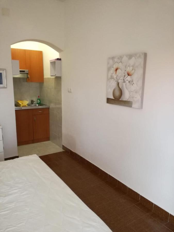 Apartmani Mladina Jelsa  Exteriér fotografie